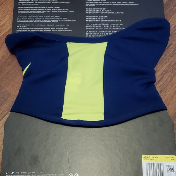 Nike Dri-FIT Strike Snood Winter Warrior - S/M (New With Tag) - Picture 3 of 14